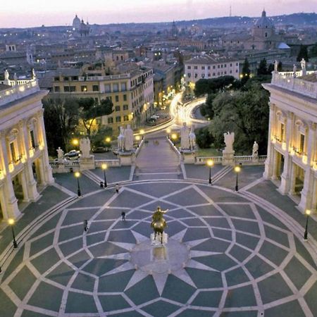 Interno 1 Ciampino Roma Luxury Apartment Con Balcone Exterior foto