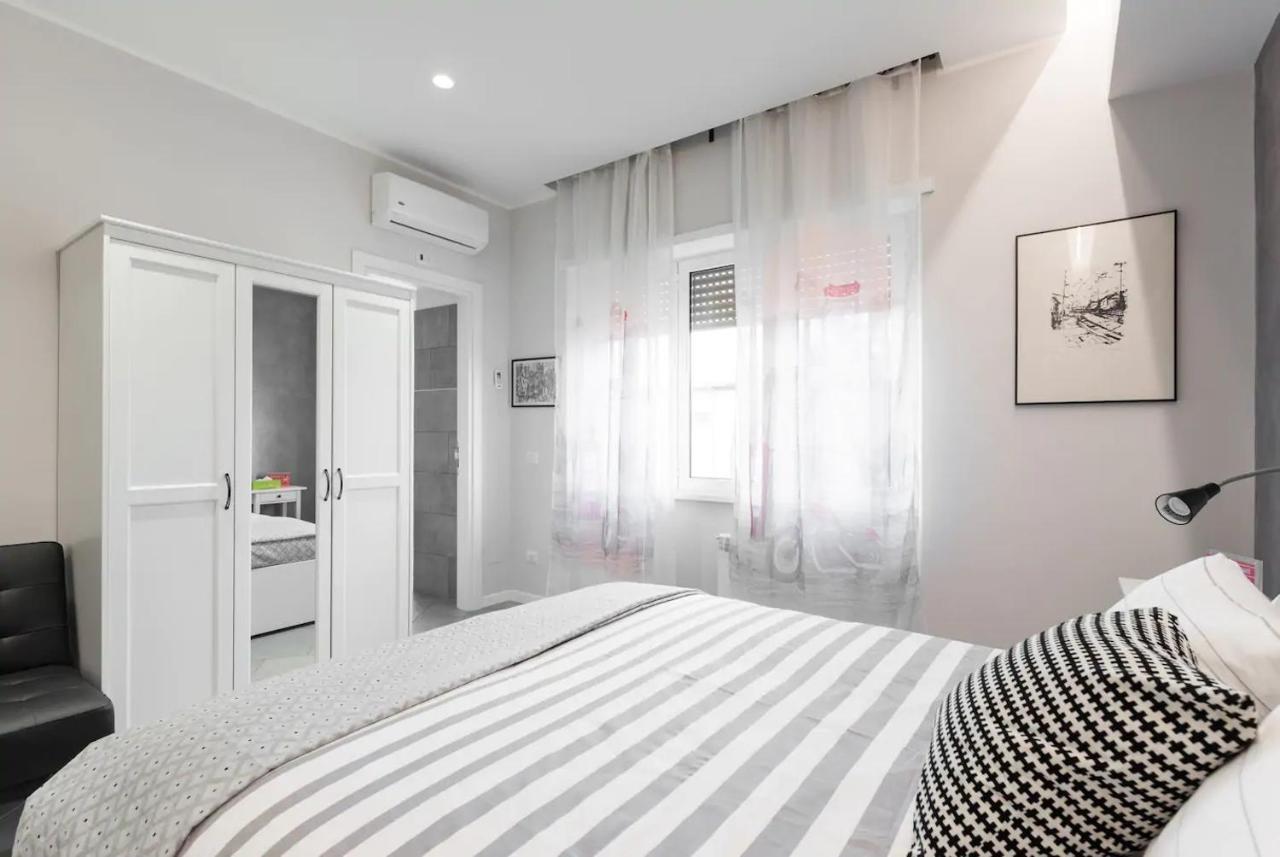 Interno 1 Ciampino Roma Luxury Apartment Con Balcone Exterior foto